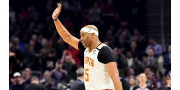 ¿Quién retirará la camiseta de Vince Carter?